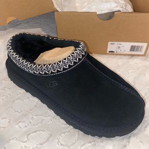 BRAND NEW UGG women’s Tasman slippers, size 7